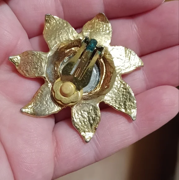 Big Gold Sunshine Clip Earrings With Blue Stone - Picture 4 of 7